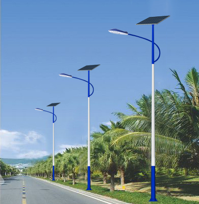 1742828246142723.jpg 吐鲁番太阳能路灯.jpg