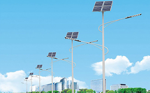 吐鲁番北方冬季太阳能路灯的保养要点