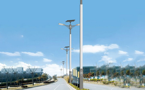 科学维护让太阳能吐鲁番LED路灯使用寿命突破15年