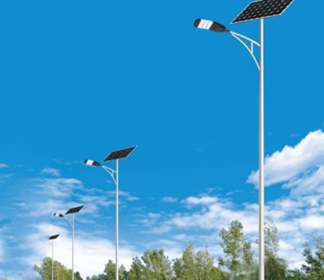 吐鲁番太阳能路灯维护时，这些细节别忽略！